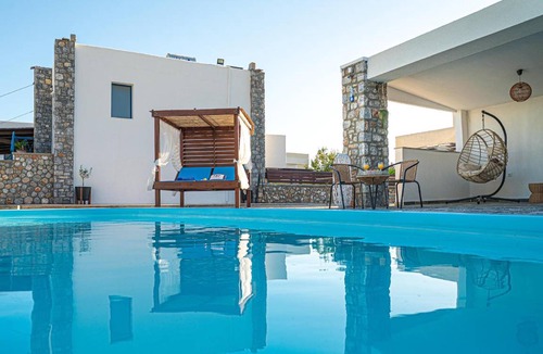 Lardos House | 120 m² House ∙ 4 bedrooms ∙ 8 guests