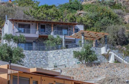 Achlia Villa | 120 m² Villa ∙ 2 bedrooms ∙ 7 guests