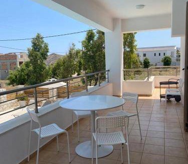 Panormos Villa | 120 m² Villa ∙ 2 bedrooms ∙ 6 guests