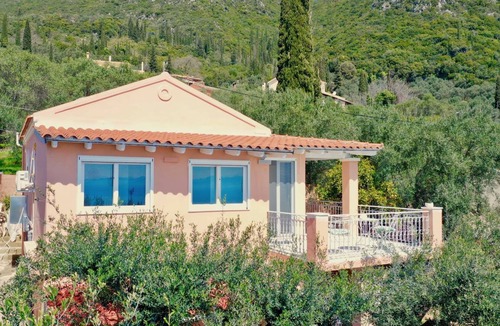 Spartylas Villa | 120 m² Villa ∙ 3 bedrooms ∙ 6 guests