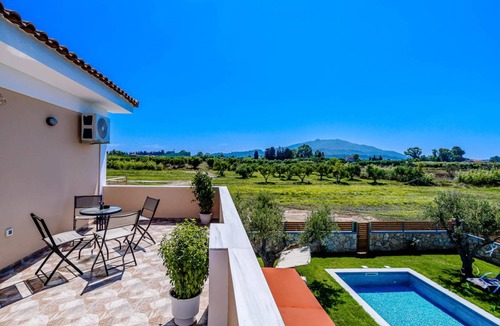 Zakynthos Town Villa | 120 m² Villa ∙ 3 bedrooms ∙ 6 guests