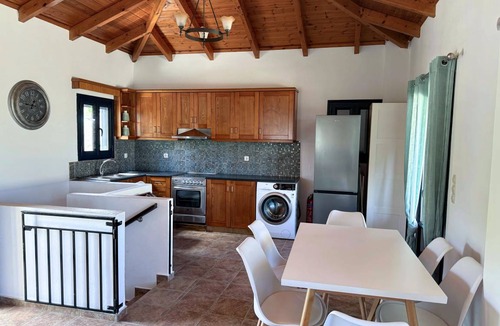 Kavallos Villa | 120 m² Villa ∙ 3 bedrooms ∙ 14 guests