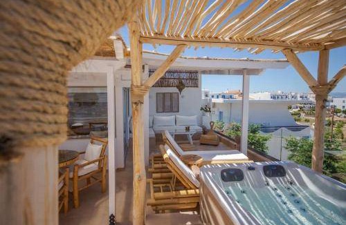 Milos Villa | 120 m² Villa ∙ 3 bedrooms ∙ 6 guests