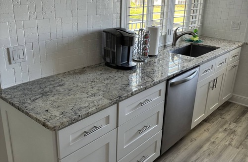 Jupiter Condo | 125.00 NIGHT! CONSTRUCTION SALE! NOW THRU SEPT! BEAUTIFUL JUPITER BAY 1BED 2BATH