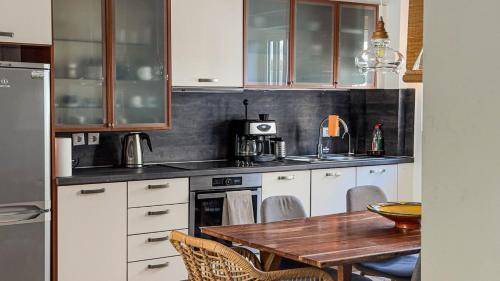 Amarousion Apartment | 125 m² Apartment ∙ 3 bedrooms ∙ 6 guests