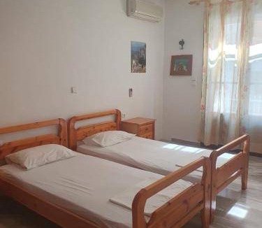 Agios Mamas Apartment | 130 m² Apartment ∙ 3 bedrooms ∙ 6 guests