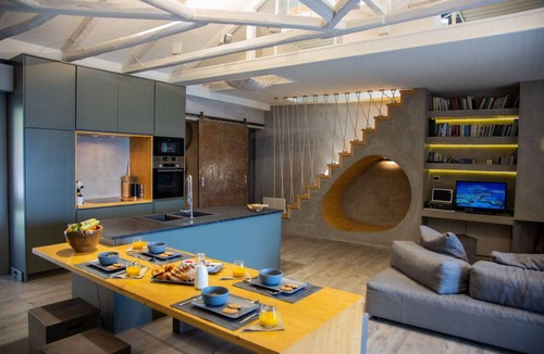 Skaloma House | 130 m² House ∙ 2 bedrooms ∙ 6 guests