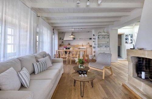 Pefki House | 130 m² House ∙ 2 bedrooms ∙ 5 guests
