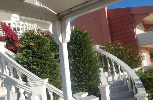 Dasamari House | 130 m² House ∙ 3 bedrooms ∙ 6 guests