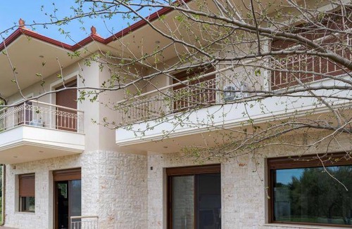 Sithonia House | 130 m² House ∙ 4 bedrooms ∙ 8 guests