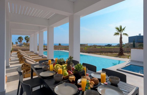 Lahania House | 130 m² House ∙ 4 bedrooms ∙ 8 guests
