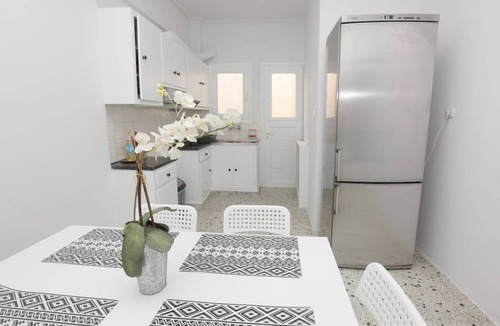 Pangrati Resort | 130 m² Private room ∙ 1 bedroom ∙ 1 guest