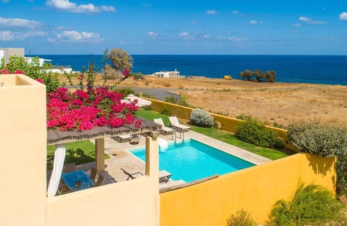 Panormos Villa | 130 m² Villa ∙ 3 bedrooms ∙ 6 guests