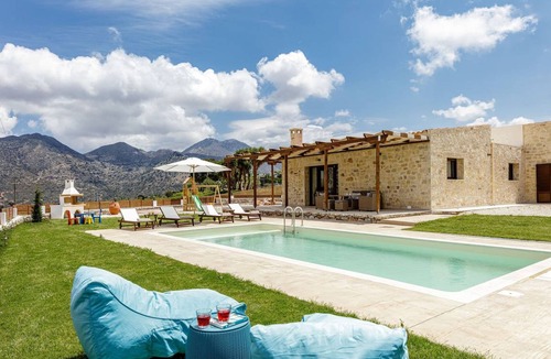 Melidoni Villa | 133 m² Villa ∙ 3 bedrooms ∙ 7 guests