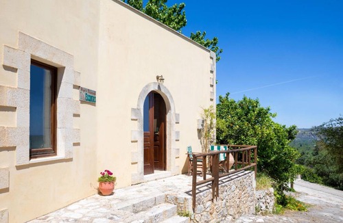 Maheri House | 140 m² House ∙ 2 bedrooms ∙ 5 guests