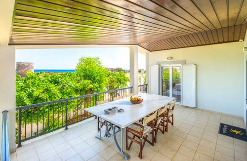 Gennadi House | 140 m² House ∙ 4 bedrooms ∙ 8 guests