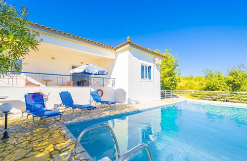 Messini Villa | 140 m² Villa ∙ 2 bedrooms ∙ 4 guests
