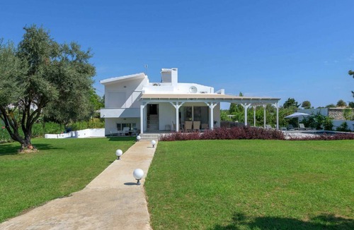 Kolymbia Villa | 140 m² Villa ∙ 3 bedrooms ∙ 8 guests