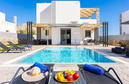 Lardos Villa | 140 m² Villa ∙ 3 bedrooms ∙ 8 guests