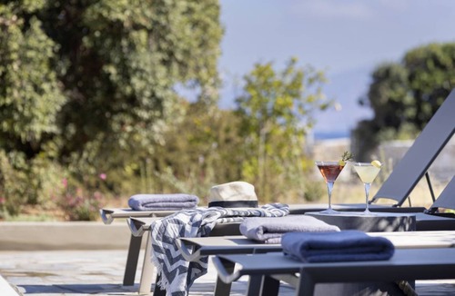 Paros Villa | 140 m² Villa ∙ 3 bedrooms ∙ 6 guests