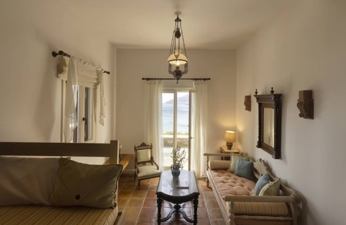 Steniai Villa | 140 m² Villa ∙ 5 bedrooms ∙ 7 guests