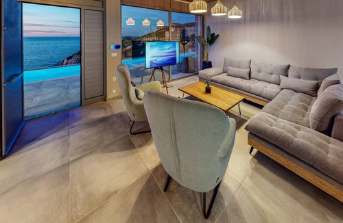 Agia Pelagia House | 142 m² House ∙ 3 bedrooms ∙ 6 guests