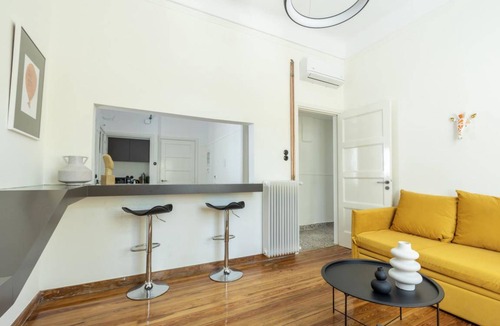 Plaka Apartment | 145 m² Apartment ∙ 3 bedrooms ∙ 8 guests