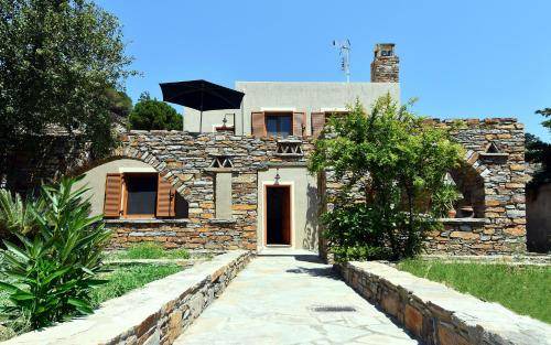 Vourkari House | 148 m² House ∙ 3 bedrooms ∙ 6 guests