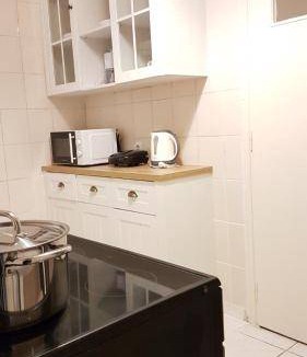 Kypseli Apartment | 150 m² Apartment ∙ 6 bedrooms ∙ 14 guests