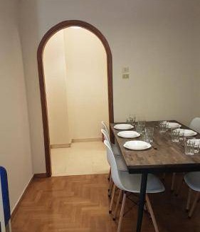 Kypseli Apartment | 150 m² Apartment ∙ 6 bedrooms ∙ 14 guests