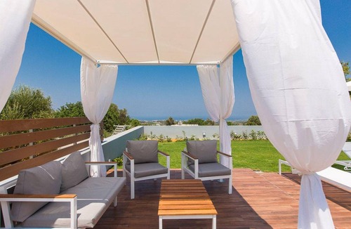 Skouloufia House | 150 m² House ∙ 3 bedrooms ∙ 6 guests