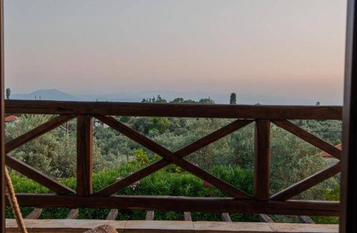 Koropi Villa | 150 m² Villa ∙ 3 bedrooms ∙ 6 guests