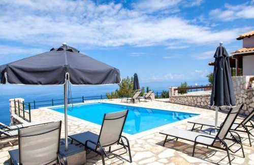 Kalamitsi Villa | 155 m² Villa ∙ 3 bedrooms ∙ 8 guests