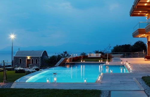 Kontos Villa | 1568 m² Villa ∙ 8 bedrooms ∙ 16 guests