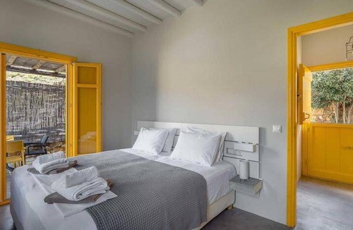 Serifos House | 159 m² House ∙ 4 bedrooms ∙ 8 guests