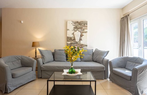 Avia House | 160 m² House ∙ 4 bedrooms ∙ 12 guests