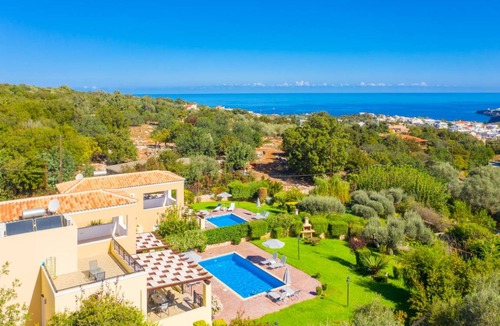 Gerani Villa | 160 m² Villa ∙ 3 bedrooms ∙ 6 guests