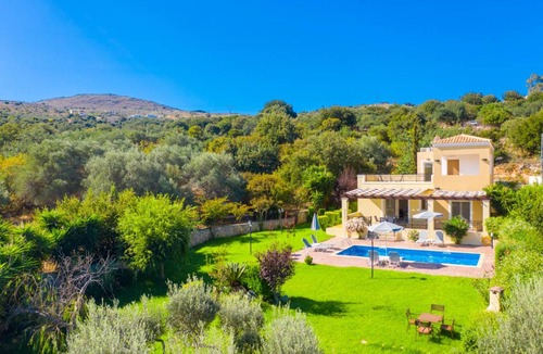 Gerani Villa | 160 m² Villa ∙ 3 bedrooms ∙ 6 guests