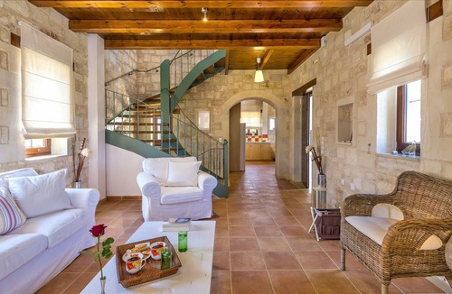 Rapaniana Villa | 165 m² Villa ∙ 4 bedrooms ∙ 9 guests