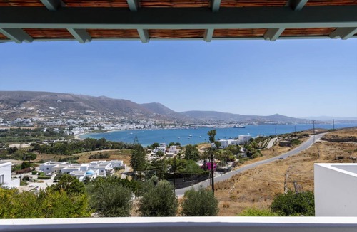 Krotiri Villa | 166 m² Villa ∙ 4 bedrooms ∙ 8 guests