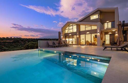 Stalos Resort | 170 m² Resort ∙ 5 bedrooms ∙ 10 guests