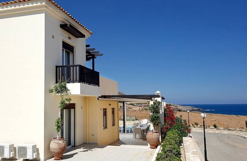 Panormos Villa | 170 m² Villa ∙ 3 bedrooms ∙ 8 guests