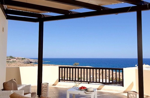 Panormos Villa | 170 m² Villa ∙ 3 bedrooms ∙ 8 guests