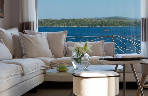 Perigiali House | 175 m² House ∙ 3 bedrooms ∙ 7 guests