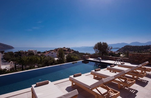Agios Nikolaos House | 180 m² Finca ∙ 3 bedrooms ∙ 8 guests