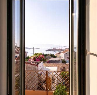 Halki House | 180 m² House ∙ 3 bedrooms ∙ 5 guests