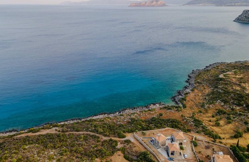 Monemvasia House | 180 m² House ∙ 4 bedrooms ∙ 8 guests