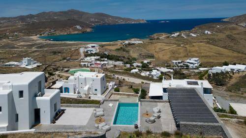 Ftelia Resort | 180 m² Resort ∙ 4 bedrooms ∙ 8 guests