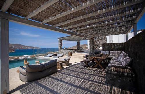 Ftelia Resort | 180 m² Resort ∙ 4 bedrooms ∙ 8 guests