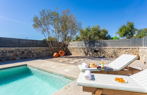 Kiotari Villa | 180 m² Villa ∙ 3 bedrooms ∙ 6 guests